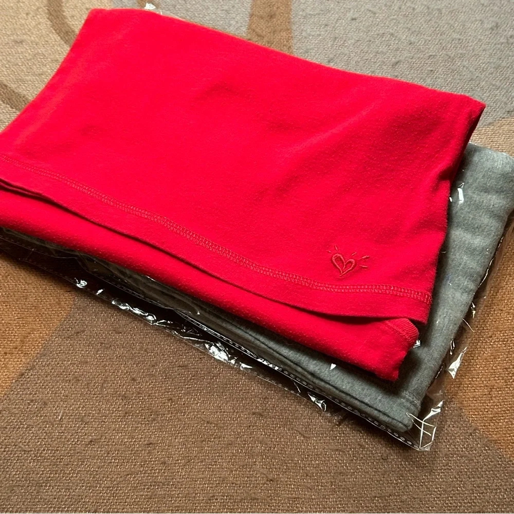 EUC Justice gray straight leg yoga pants, girl XL BONUS Justice red tank